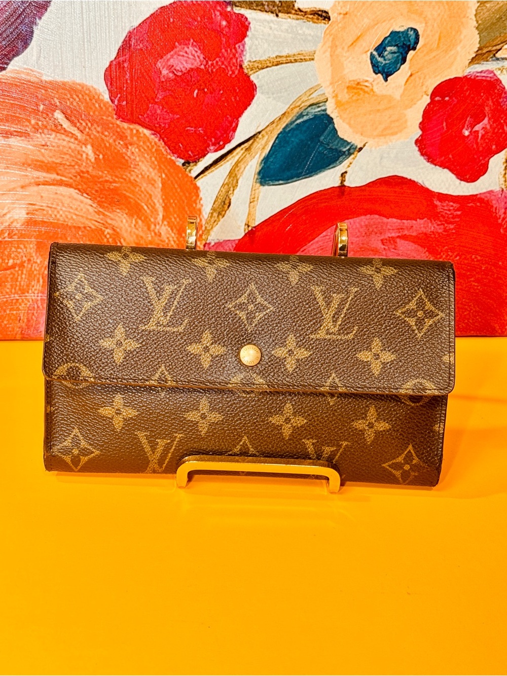 Louis Vuitton Brown Monogram Wallet Crossbody with Pearl Charm and Gold Chain - Picture 14 of 14